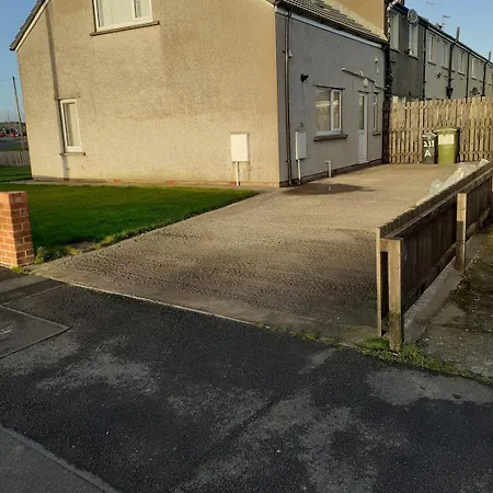 Dom wakacyjny New House For Your Consideration In Workington